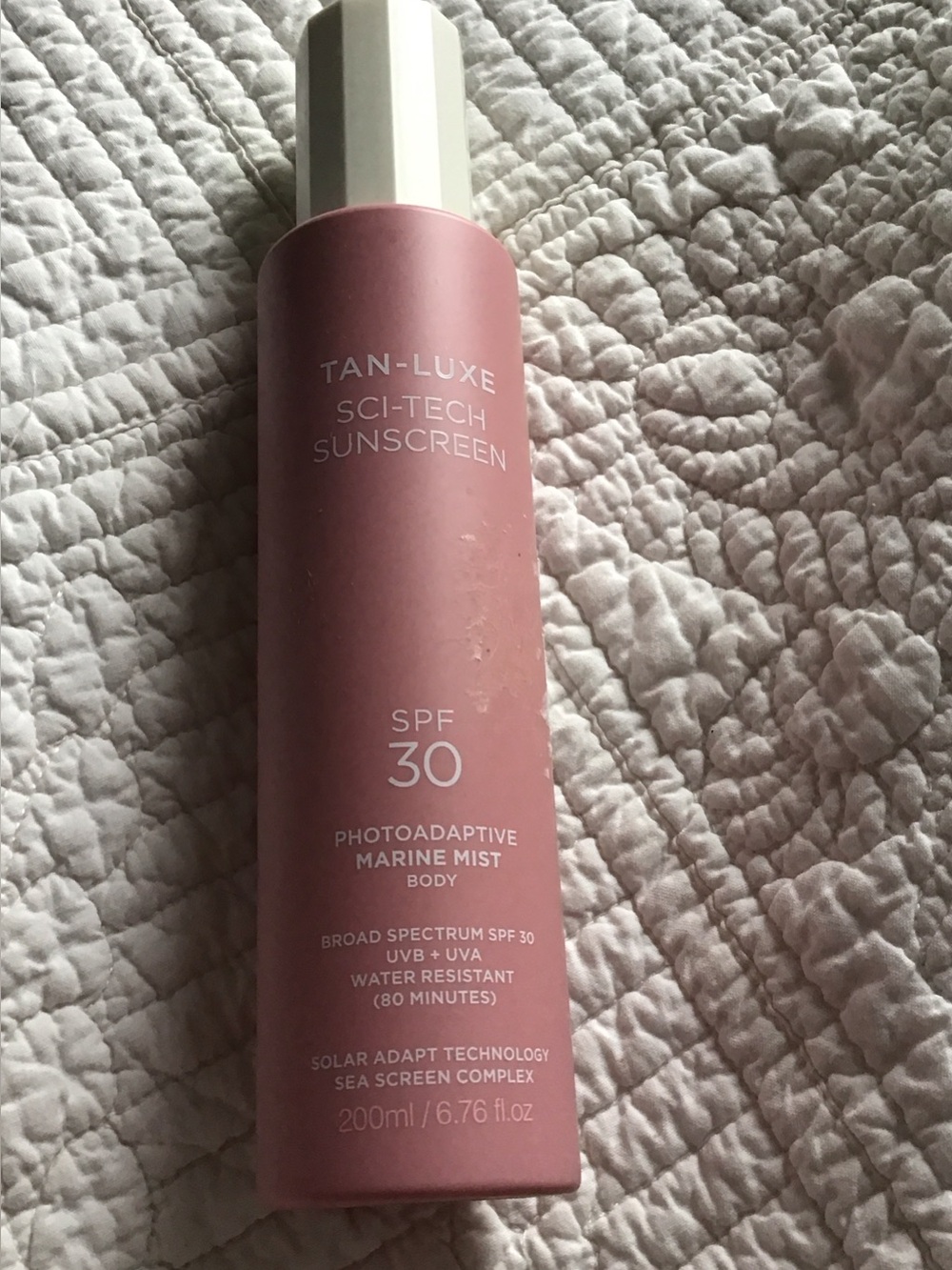 New Tan-Luxe Pink SPF 30 Photoadaptive Marine Body Mist Sunscreen